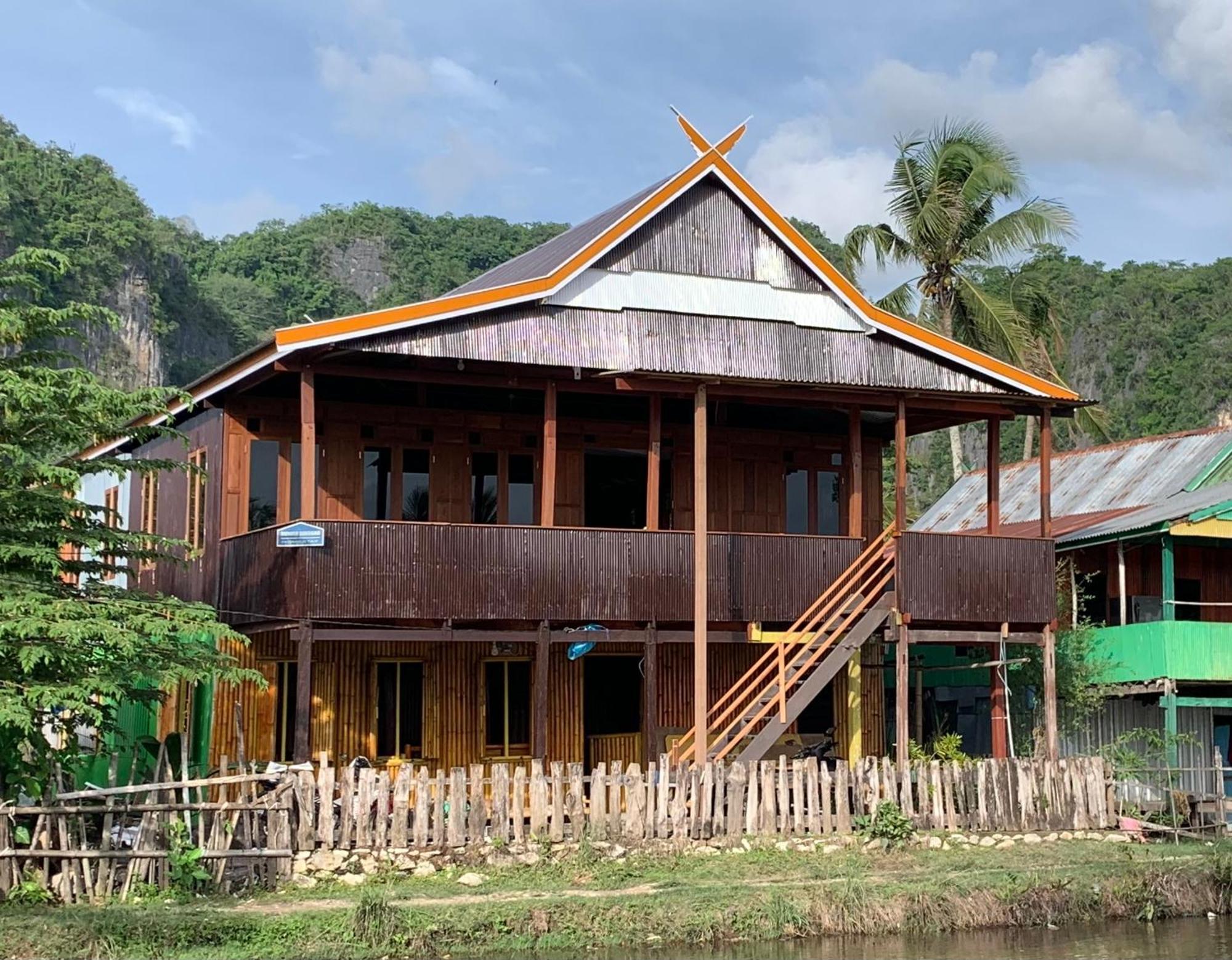 Nasrul House Homestay For Backpackers Maros Zewnętrze zdjęcie
